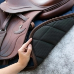Back on Track AirFlow Jumping / GP Saddle Pad Back on Track AirFlow Jumping / GP Saddle Pad